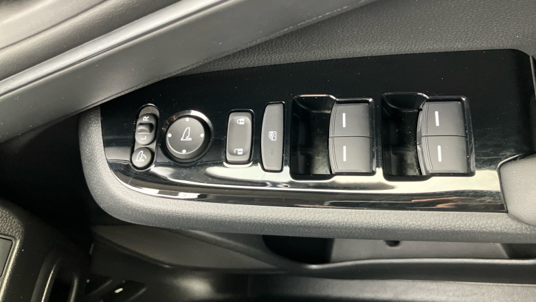 Honda HR-V 1.5 eHEV Advance 5dr CVT Hybrid Hatchback